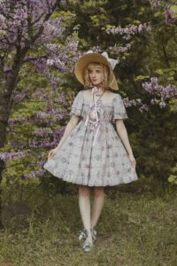 ピシュキン・ピシュキン・フローラル・トレリスコレクション