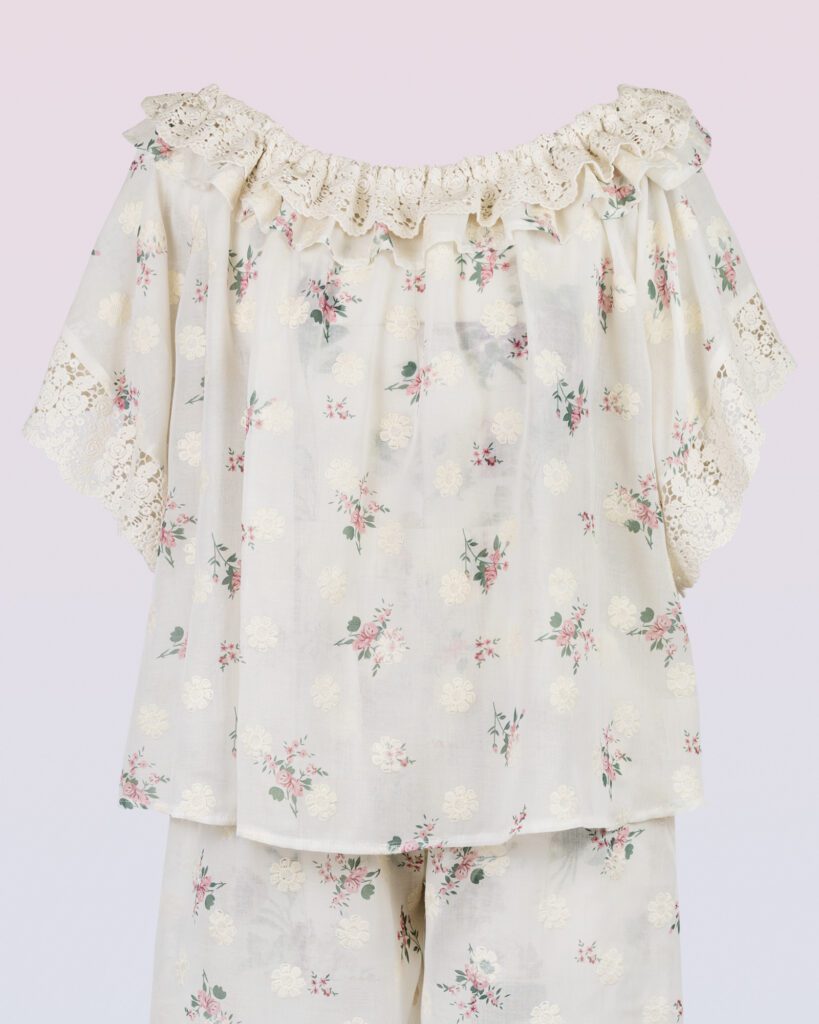 クリーム刺繍フローラルピジャマセット