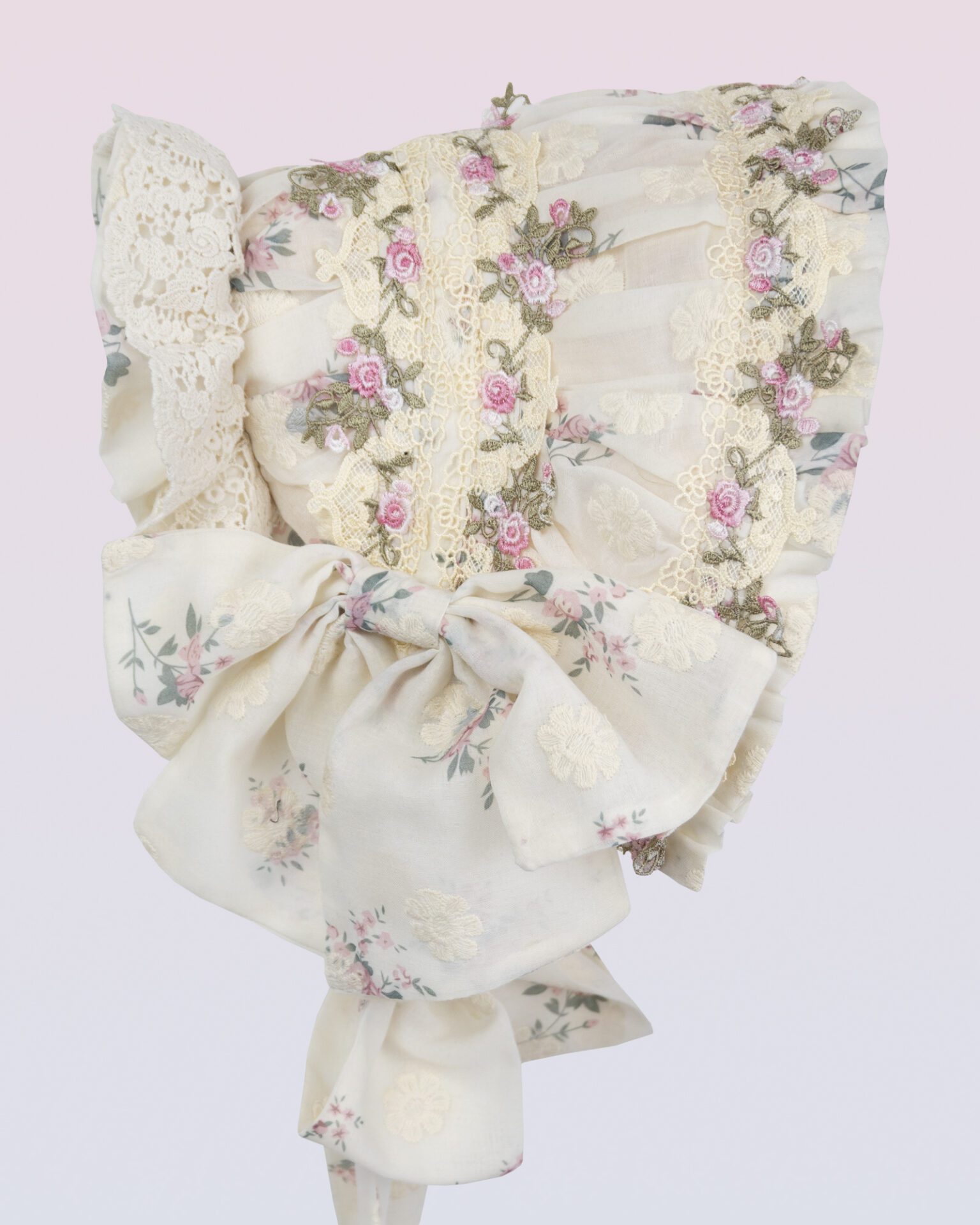 クリーム刺繍フローラルボンネット