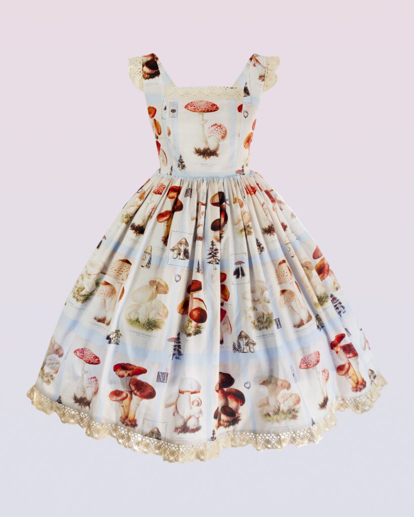 キノコ3 かわいい服やアクセサリー。 持続可能な、プラスサイズの友好的、世界的な船積み。