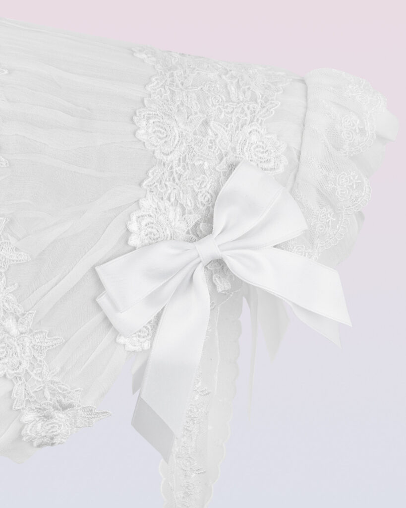 レース付き半透明ボンネット