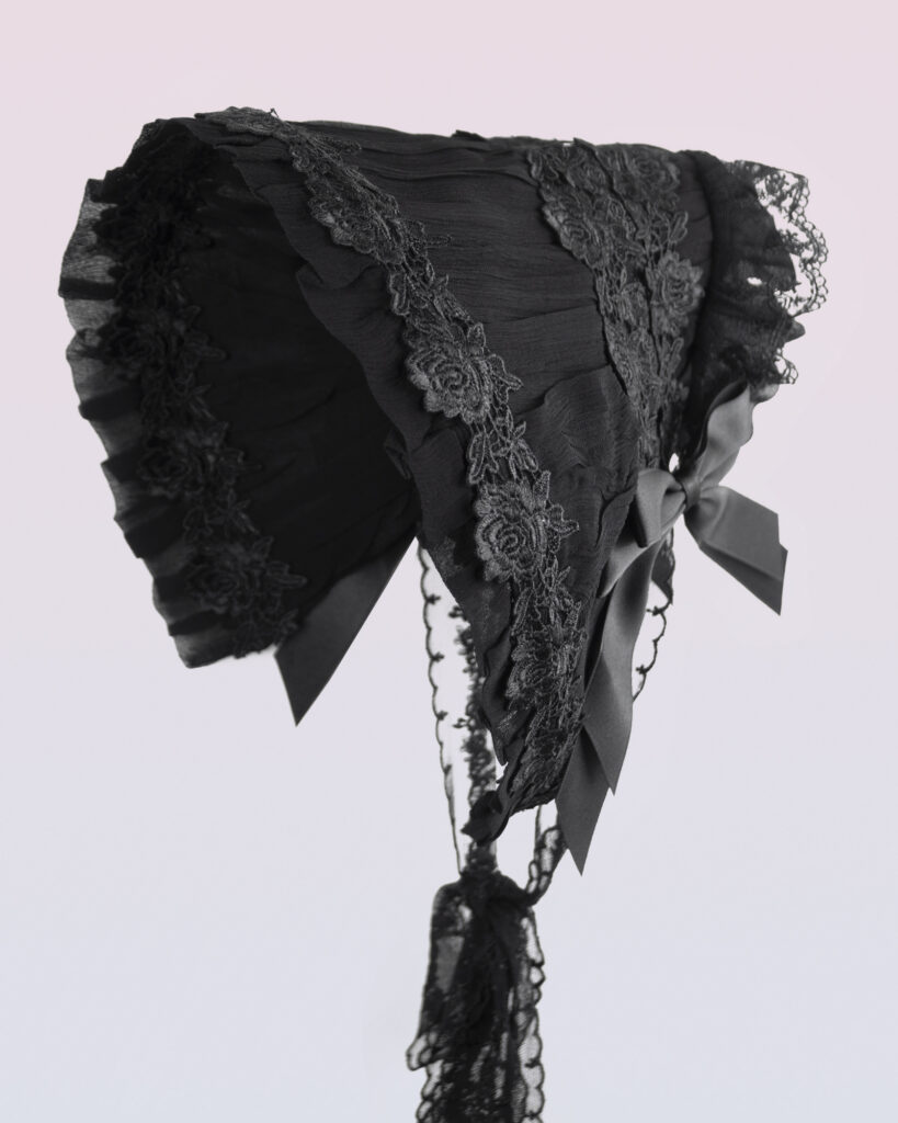 レース付き半透明ボンネット