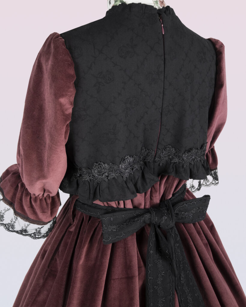 ベルベットとジャカードワンピースドレス