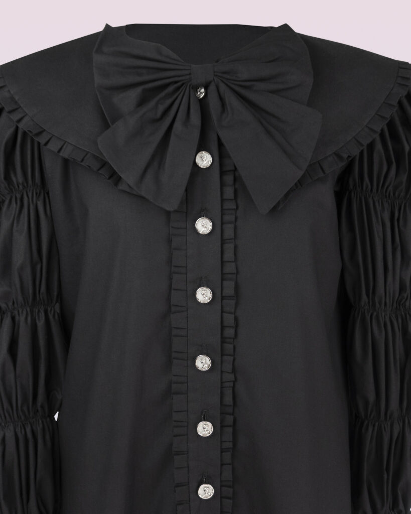 ヴェルヴェローズ92 かわいい服やアクセサリー。 持続可能な、プラスサイズの友好的、世界的な船積み。