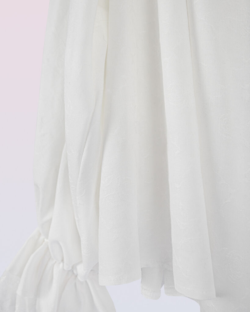 ヴェルヴェローズ162 かわいい服やアクセサリー。 持続可能な、プラスサイズの友好的、世界的な船積み。