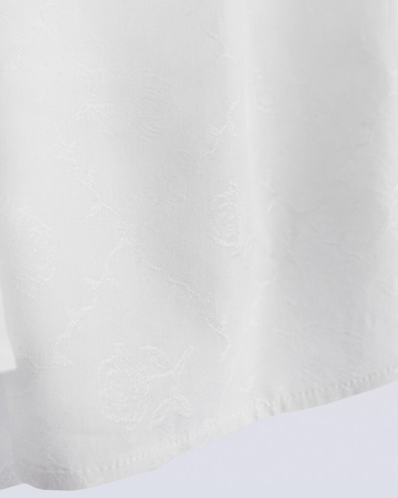 ヴェルヴェローズ163 かわいい服やアクセサリー。 持続可能な、プラスサイズの友好的、世界的な船積み。