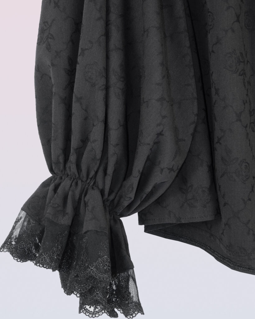 ヴェルヴェローズ165 かわいい服やアクセサリー。 持続可能な、プラスサイズの友好的、世界的な船積み。