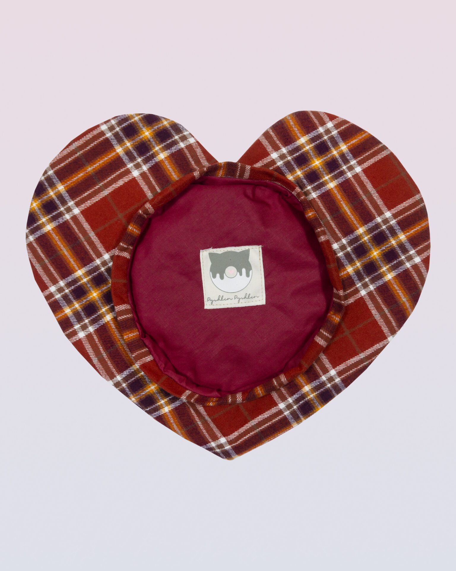 "Queen of Hearts" heart-shaped beret burnt sienna