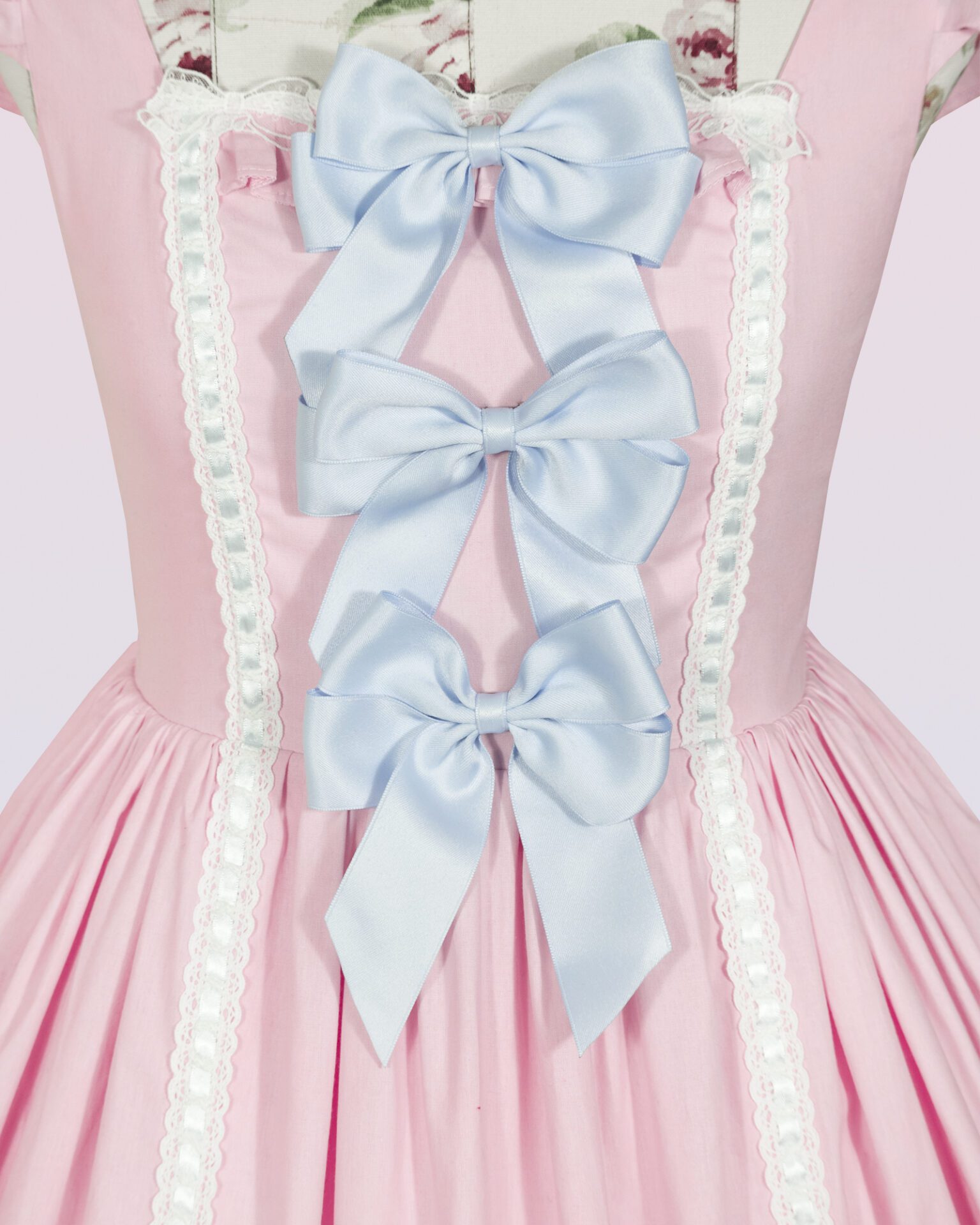 cotton oldschool lolita dress with bows and ribbons