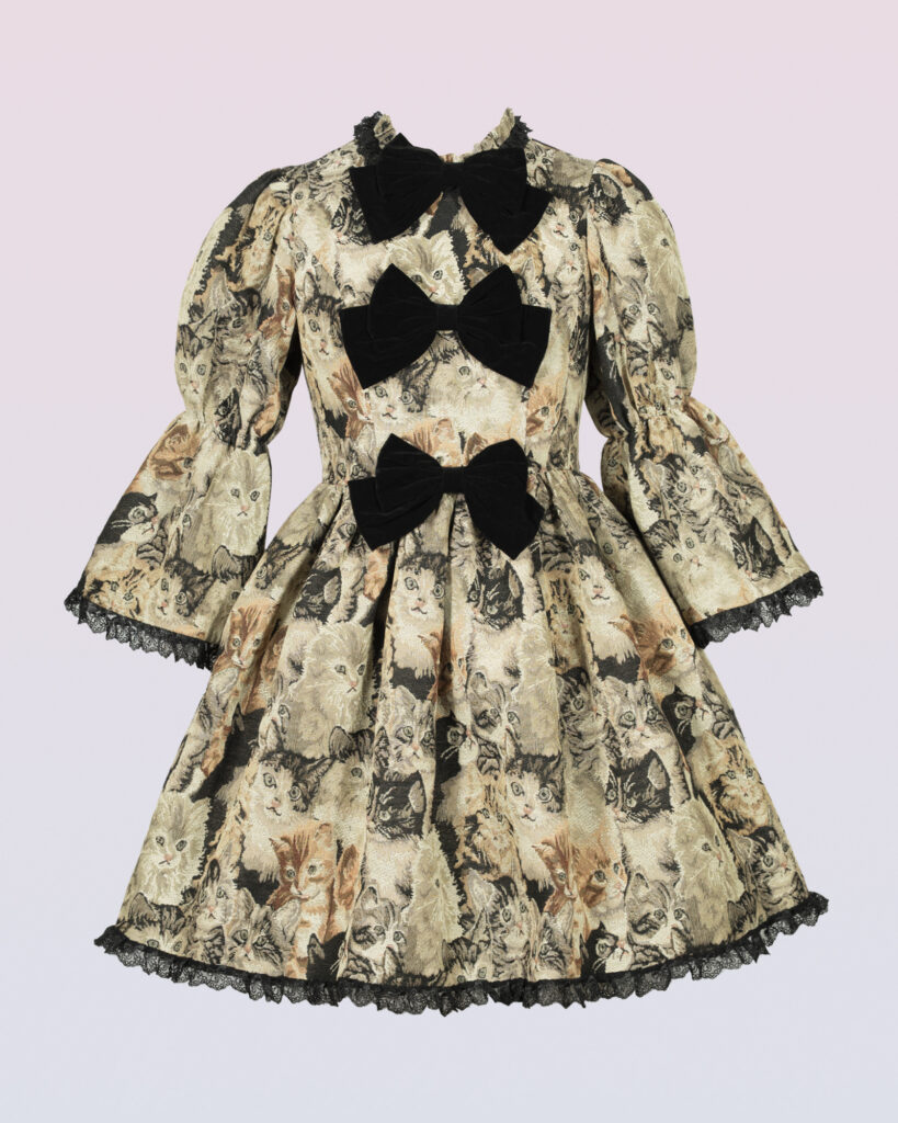Cute clothes and accessories. Sustainable, plus-size friendly, worldwide shipping. catsdogs20 oldschool lolita gobelin dress
