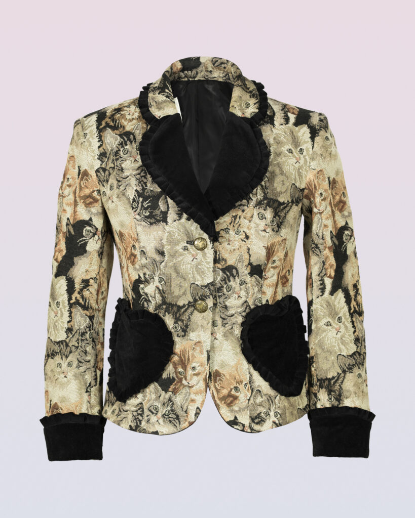 Cute clothes and accessories. Sustainable, plus-size friendly, worldwide shipping. catsdogs26 oldschool lolita gobelin jacket
